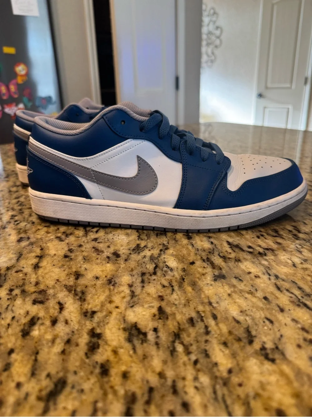 Jordan low top